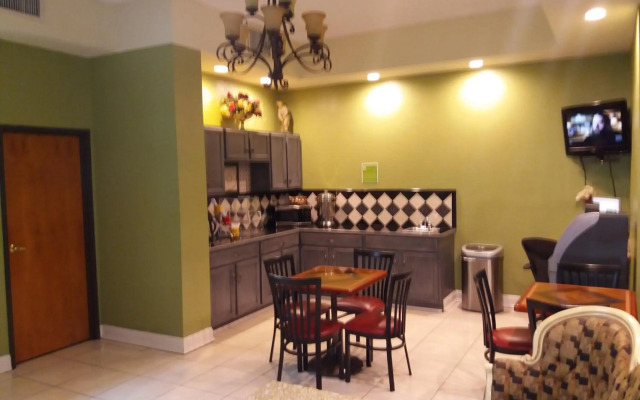 Budgetel Inn & Suites