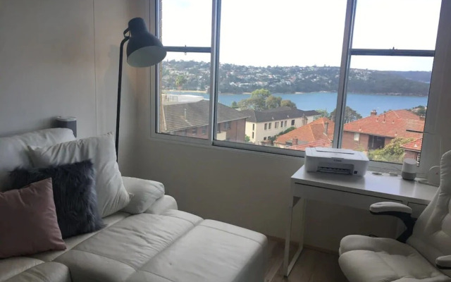 Contemporary Spacious Home 20minutes From Central Sydney