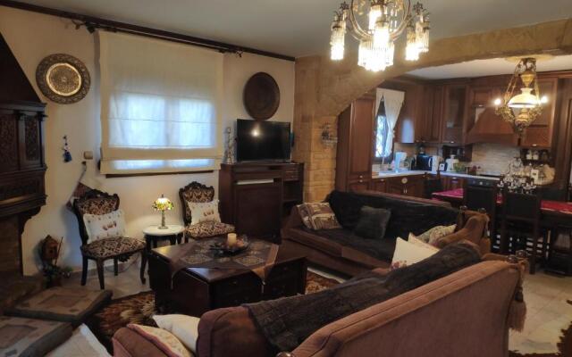 British Wood 'n Stone House