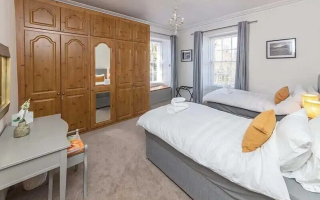 Maxwelston Farmhouse