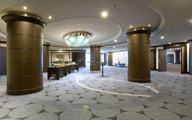 Hilton Paris Charles de Gaulle Airport