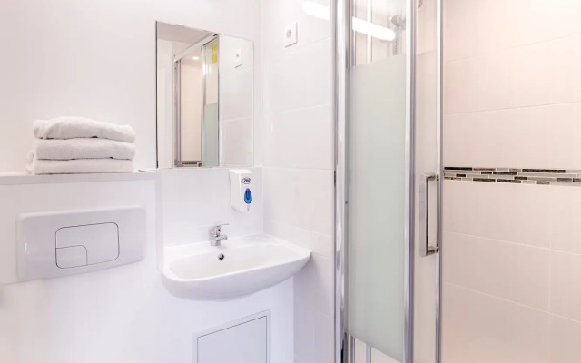 Brit Hôtel Mâcon Nord