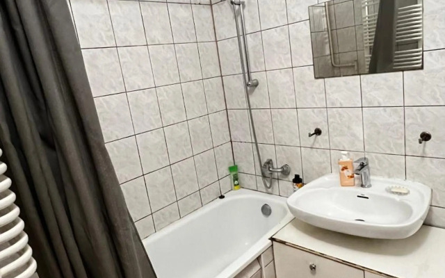 3х комнатная квартира возле парка