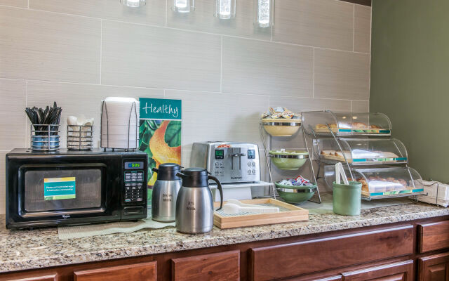 Quality Inn Scottsburg