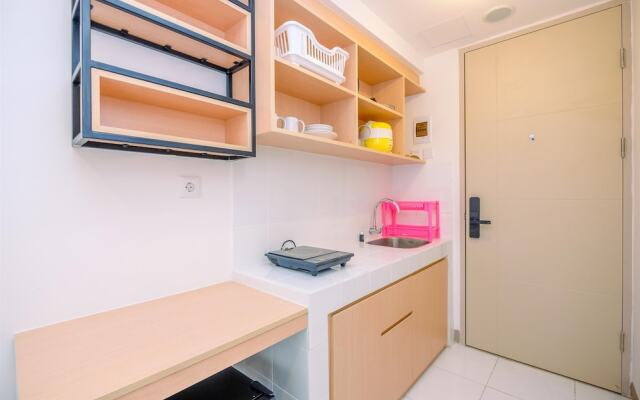Homey And Simply Look Studio Tokyo Riverside Pik 2 Apartment