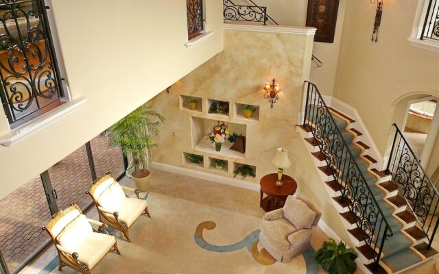 1370 North Collier Boulevard