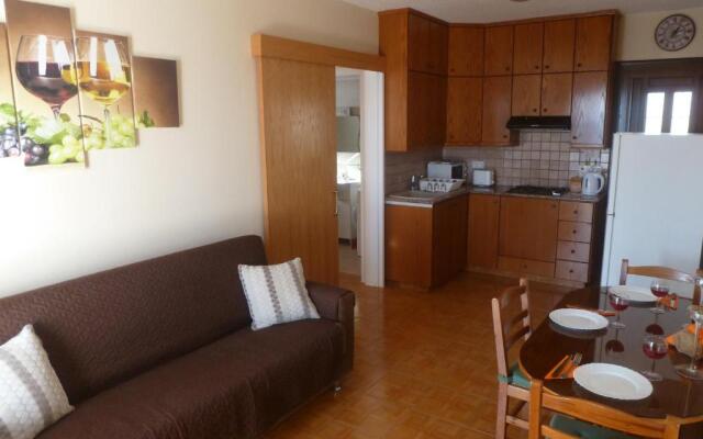 Philippou Beach Villas & Apartments