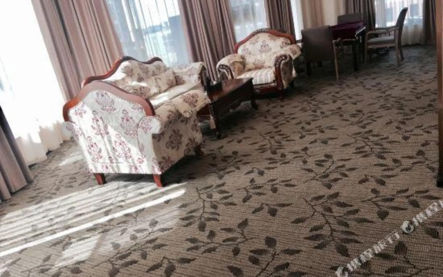Suining Yaxia Hotel (Logistic Port Jianxuan City)
