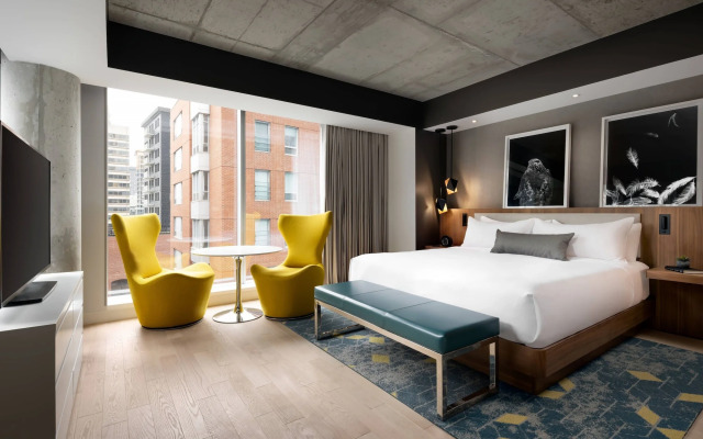 Humaniti Hotel Montreal, Autograph Collection