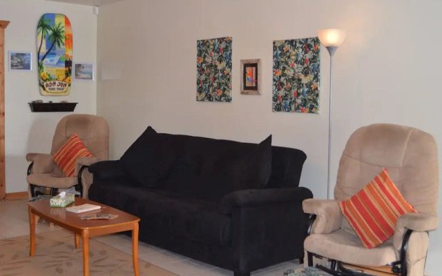 Sea Parrot Ocean View Resort