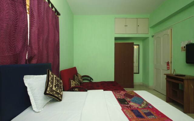OYO 8503 Apartment Aakash Ganga