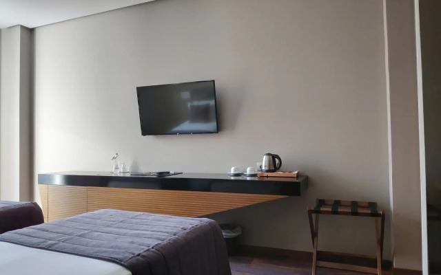 Supreme Hotel & Spa
