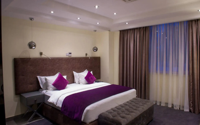 Francis Hotel