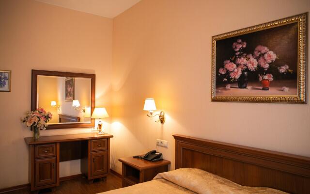 Hotel Sharli