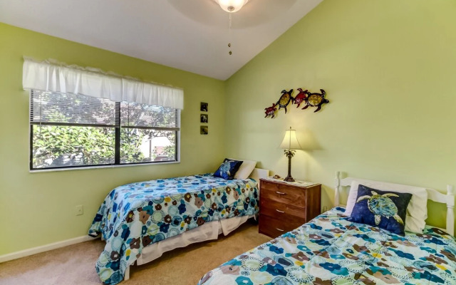 Dog Friendly Condo, Easy Access to Amelia Island Beautiful Beaches by RedAwning