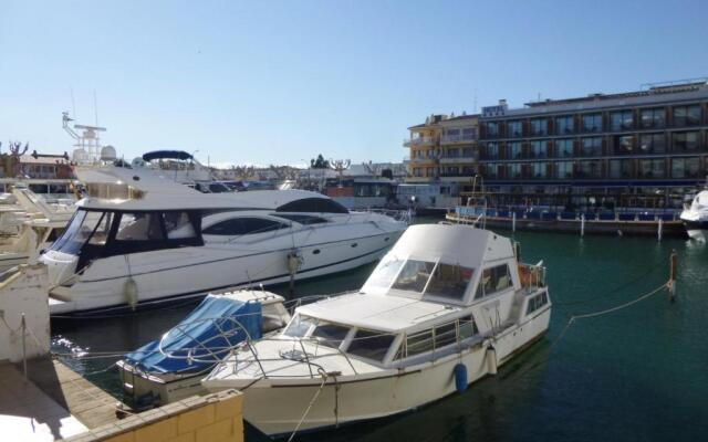 Apart-Rent Port Salins 0155