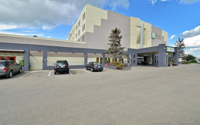 iHOTEL & Conference Center Red Deer