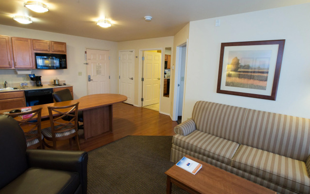 Candlewood Suites Joplin by IHG