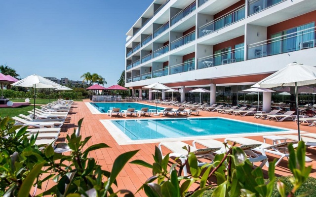 Areias Village Beach Suite Hotel