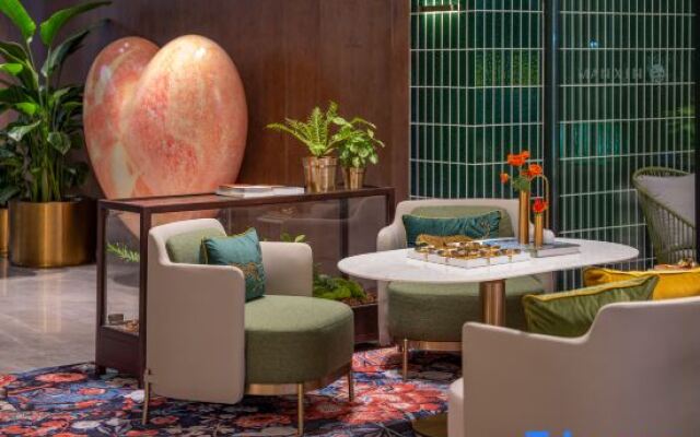 Manxin Hotel Wuhan Huanghelou Shouyi Square