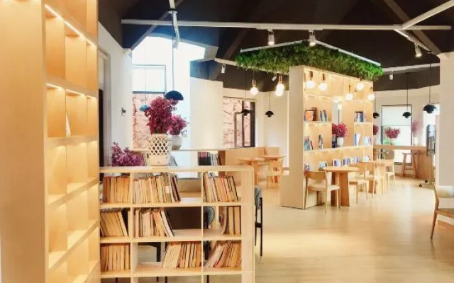 eStay Residence (Fuxian Lake International Tourist Resort store) – Restaurant – Yuxi