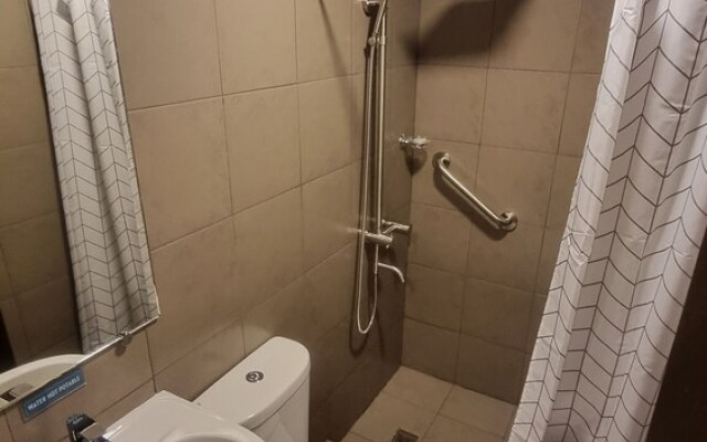One Cristina Suites
