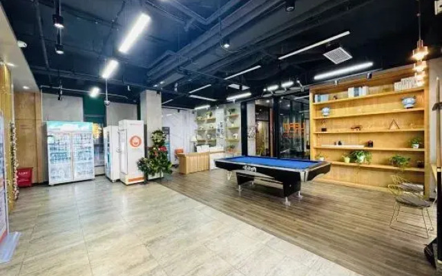 Neighbors（Shenzhen Baoan Airport store）