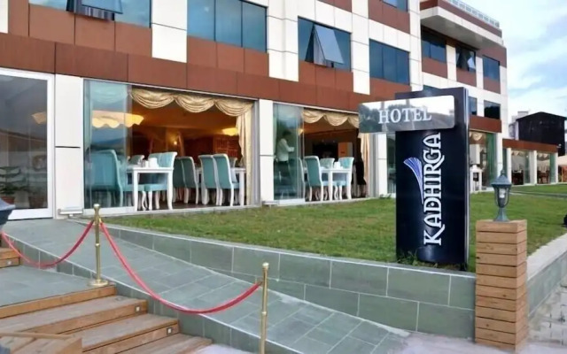 Kadhirga Hotel