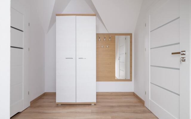 Salwatoriańska Apartment by Renters