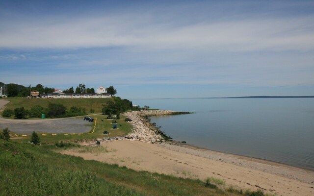 Motel Les Chalets Bo-Fleuve