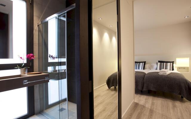 GAUDIR LUXURY · Luxury Apt with Terrace near Pg Gracia