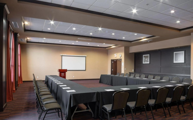 Four Points by Sheraton Edmonton International Airport