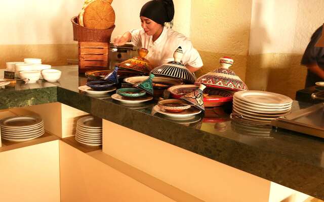 Best Western Odyess Park Hotel