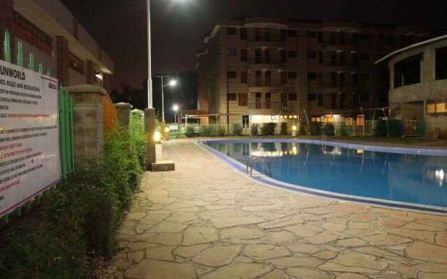 Maxland Hotel Juja