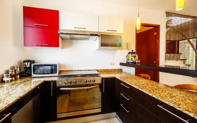 Canoeing Penthouse 3B at Downtown Playa del Carmen