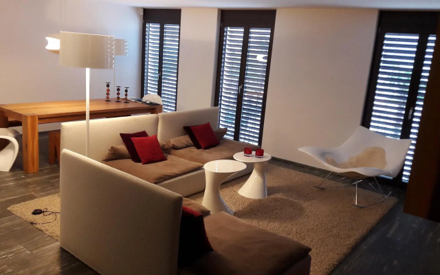 Seven Boutique Hotel