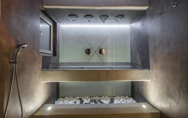Halcyon Suites and Villas Naxos