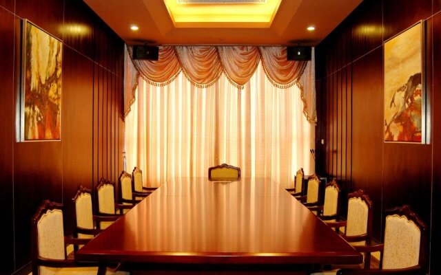 Yonghegong Hotel