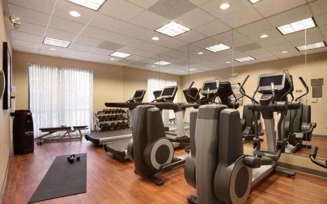Hyatt Place Austin / Lake Travis / Four Points