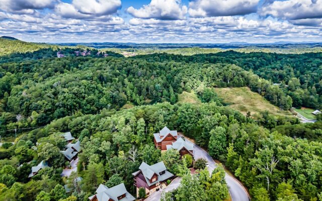 Timberwolf Vista w HotTub Pool View