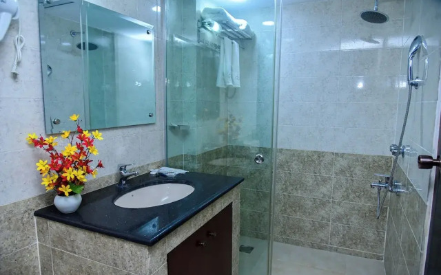 Hotel Crystal Rose Sylhet