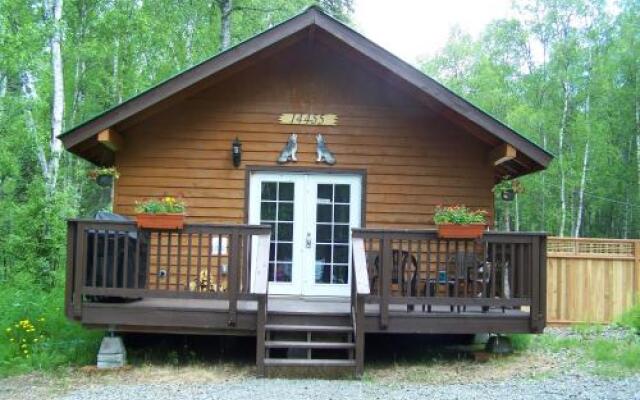 Talkeetna Wolf Den Cabin