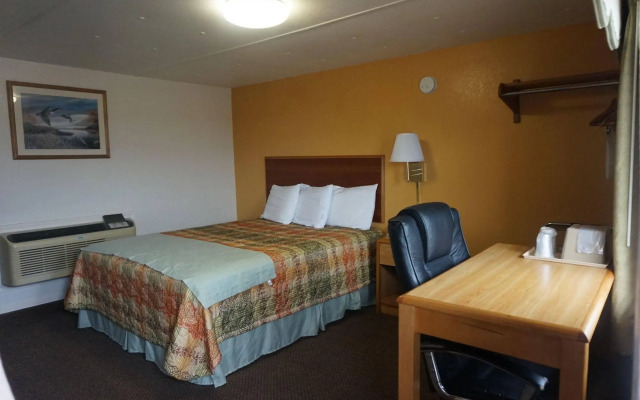 Pearsall Executive Inn