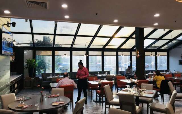 Hilton Chicago/Oak Lawn