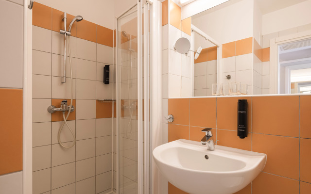 Hotel Feral – Все включено Light