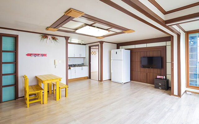 Yeongheungdoat the Seaside Pension