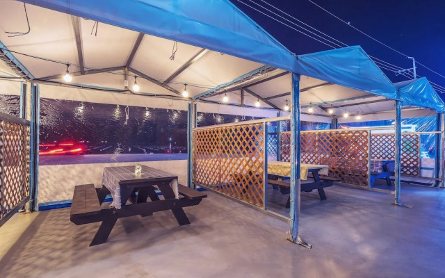 Tongyoung MartisBeach Pension