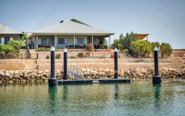 1 Kestrel Place