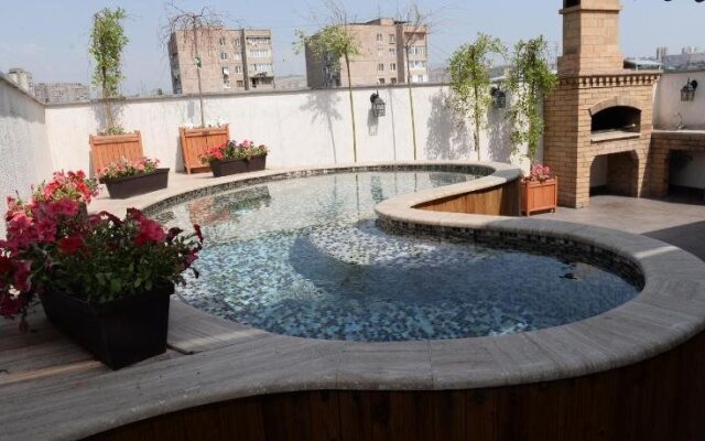 Avant Garde Hotel