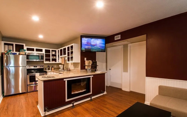 Block 12 - Furnished Game Day Units